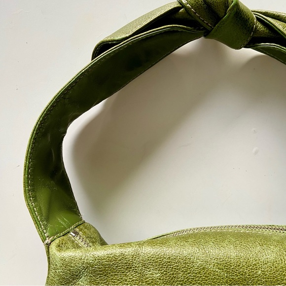 Kate Spade vintage 90s leather shoulder bag with bow strap in olive green - Picture 7 of 12